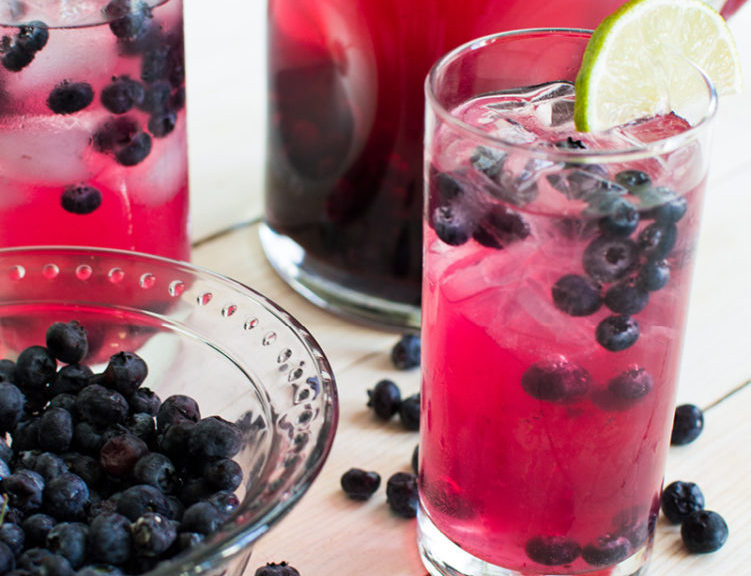 sparkling-blueberry-lime-tequila-punch_800x800_5-751x751-751x576-6607455